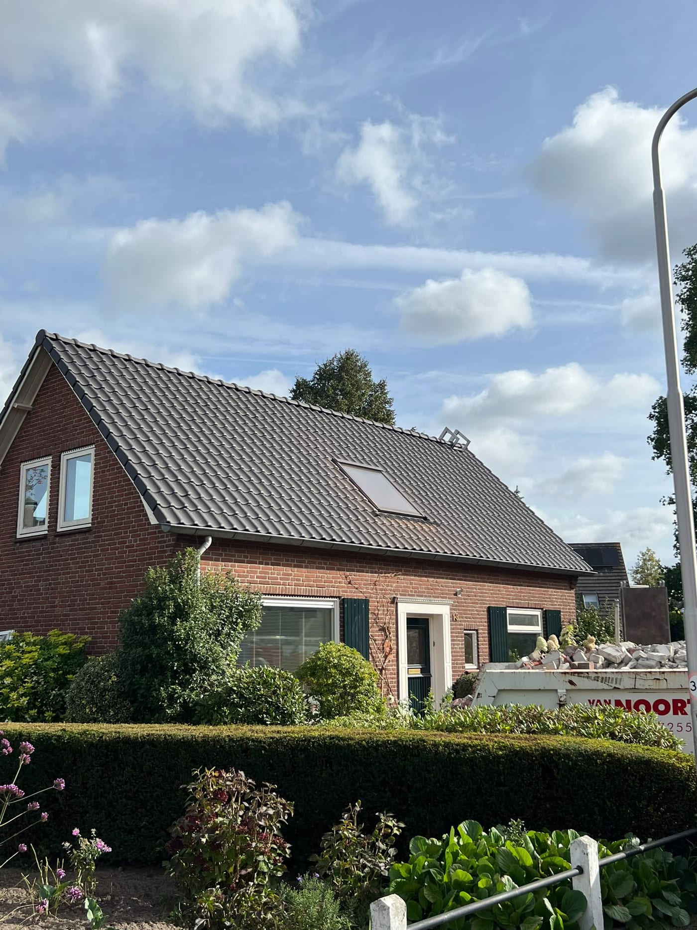 Woning met een compleet nieuw pannendak